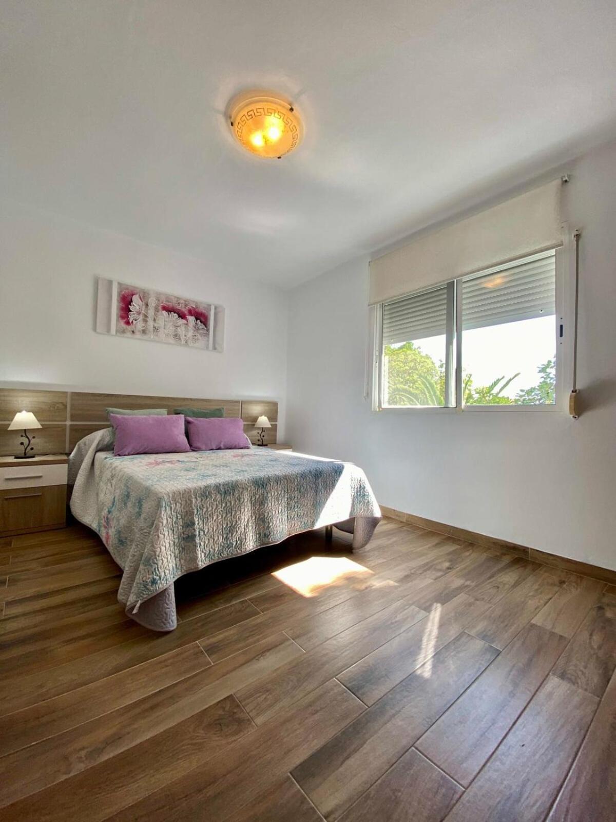 Shr042 Centrico Apartamento De Tres Habitaciones Nerja Eksteriør billede
